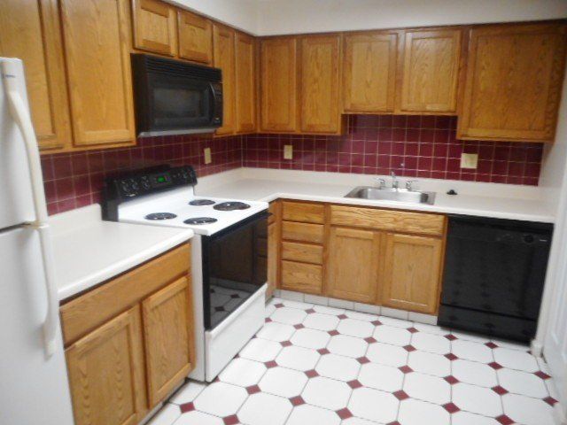 93 E. 15th Ave Apt. C interior 10