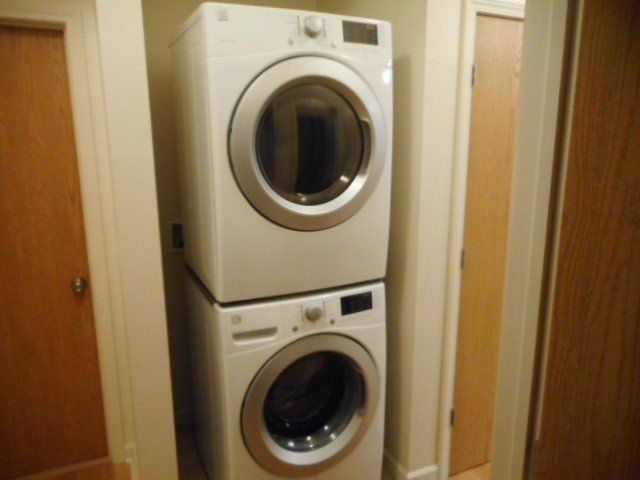 1469  Neil Ave.- In Unit Laundry