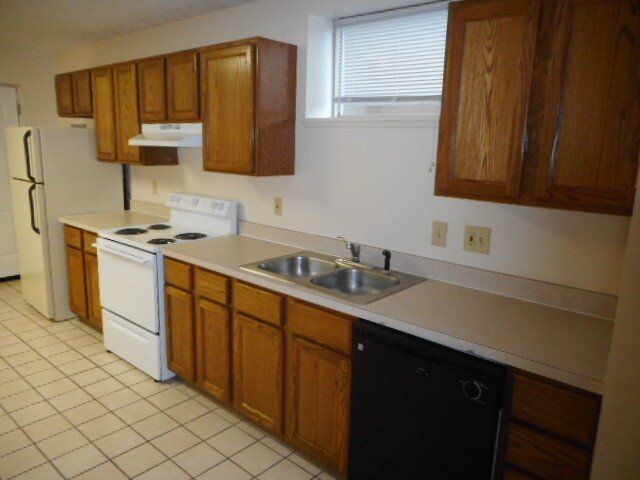 61 W. 10th Ave. Apt. A - Kitchen 03