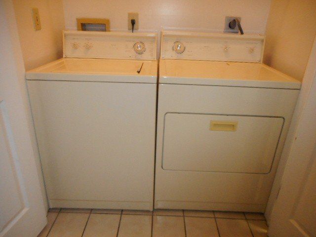 61 W. 10th Ave. Apt. A - Laundry