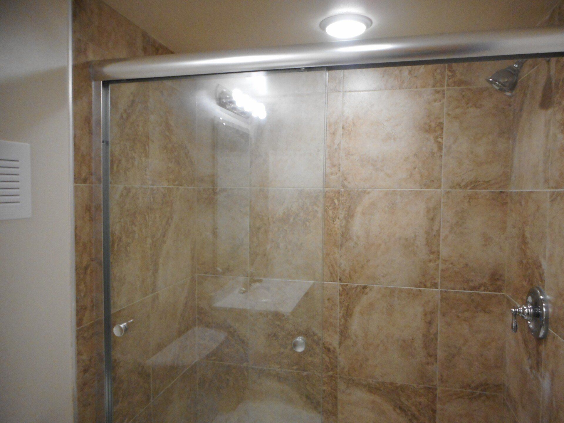 177 E. Norwich- Bathroom 02