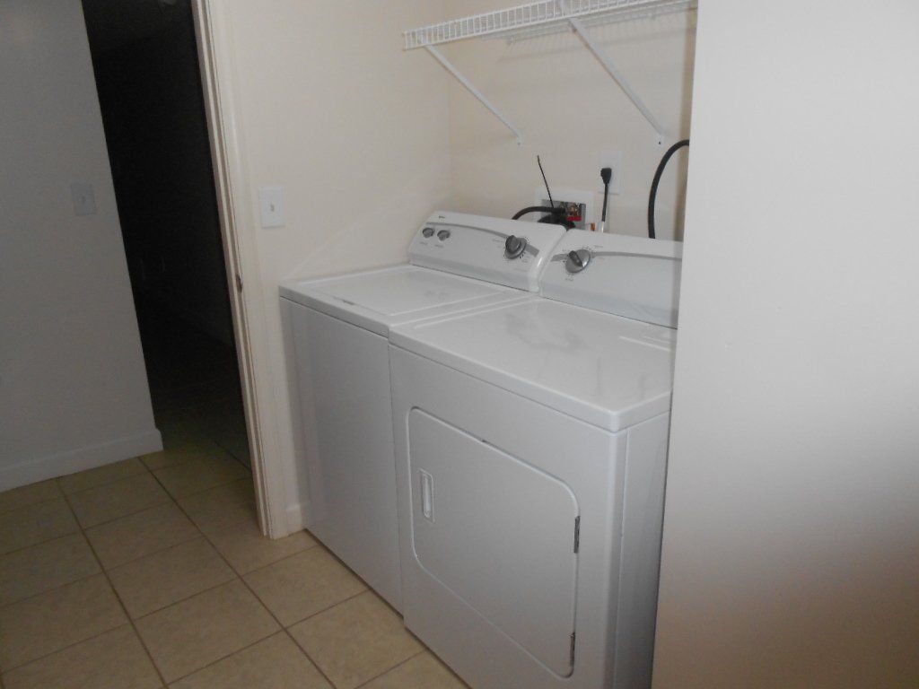 2000 Indianola Ave. Apt. A - In Unit Laundry