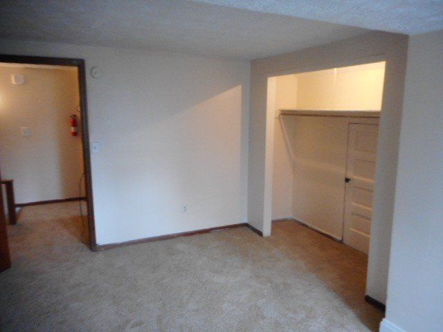 60 E. Lane Ave Apt. B interior