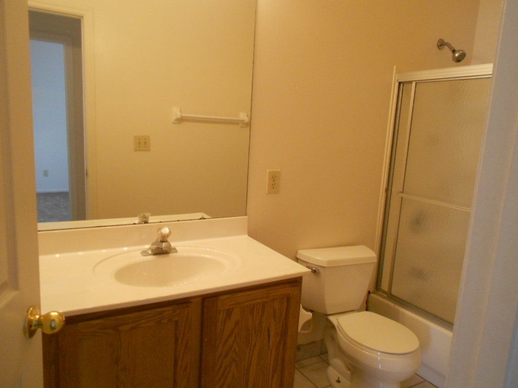 90 E. 13th Ave Apt. C interior