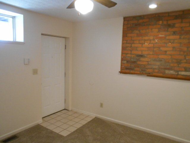 44 E. 12th Ave. Apt. C -  Living Room with ceiling fan