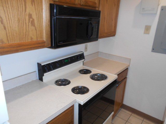 44 E. 12th Ave. Apt. C -  Kitchen