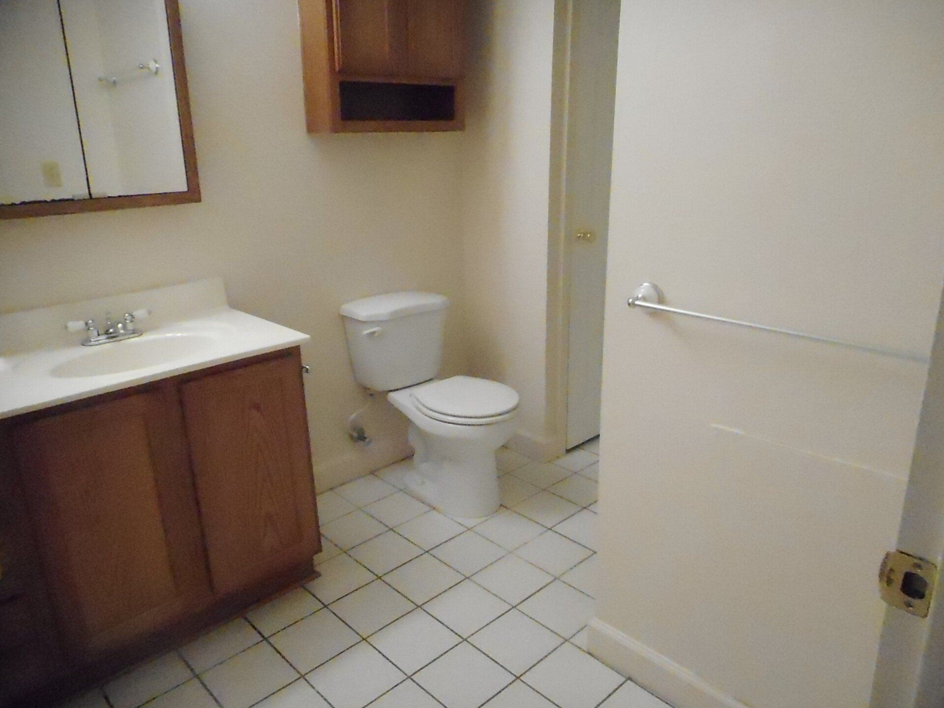 150-161 W. Maynard - Bathroom 05