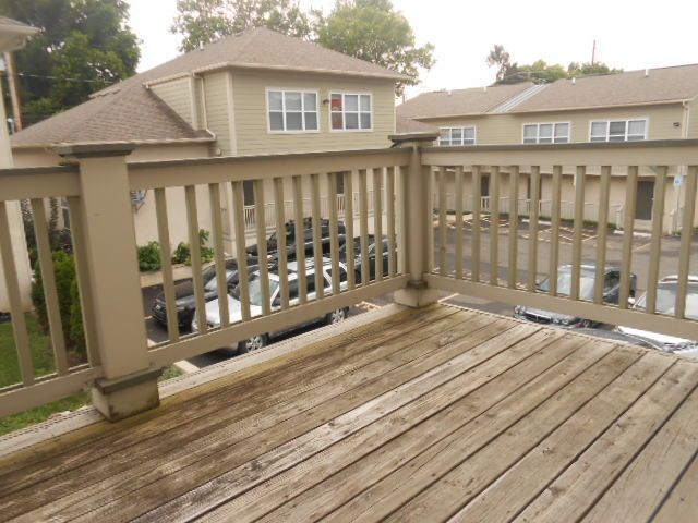 49 W. Tompkins Cottage deck