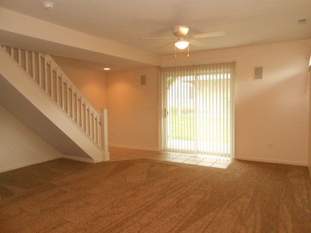 49 W. Tompkins Cottage living room 1