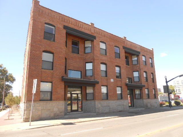 1509-1513 N. High St.