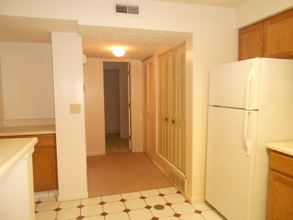 93 E. 15th Ave Apt. C interior