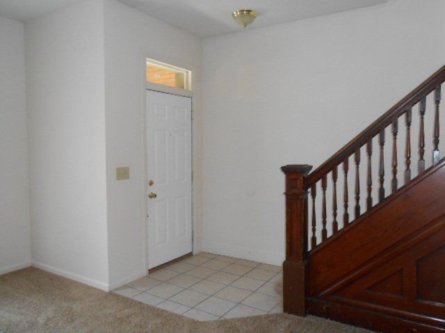 1522-1532 Worthington -Front Door and Stair Case