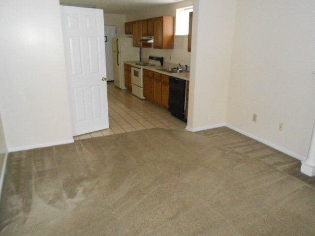 61 W. 10th Ave. Apt. A - Living Room 01