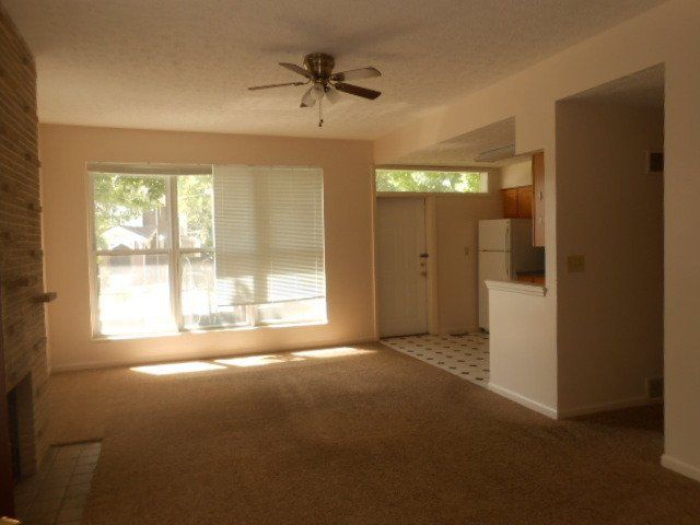 1968 Indianola Ave Apt A interior 3