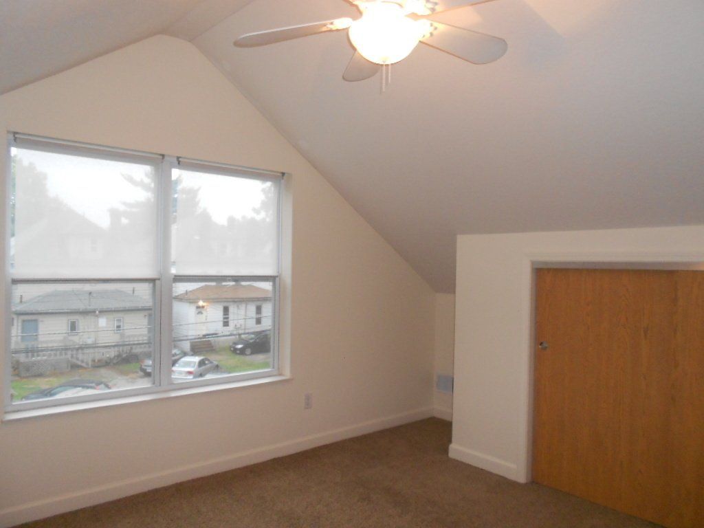 60 E. 18th Ave Apt. B vaulted ceilings