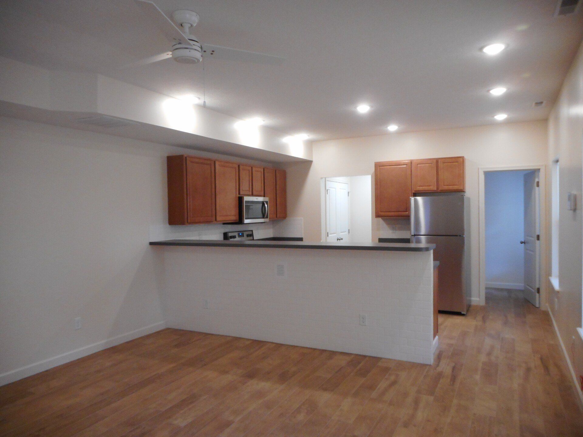 186 E. 16th Ave. - Kitchen 01