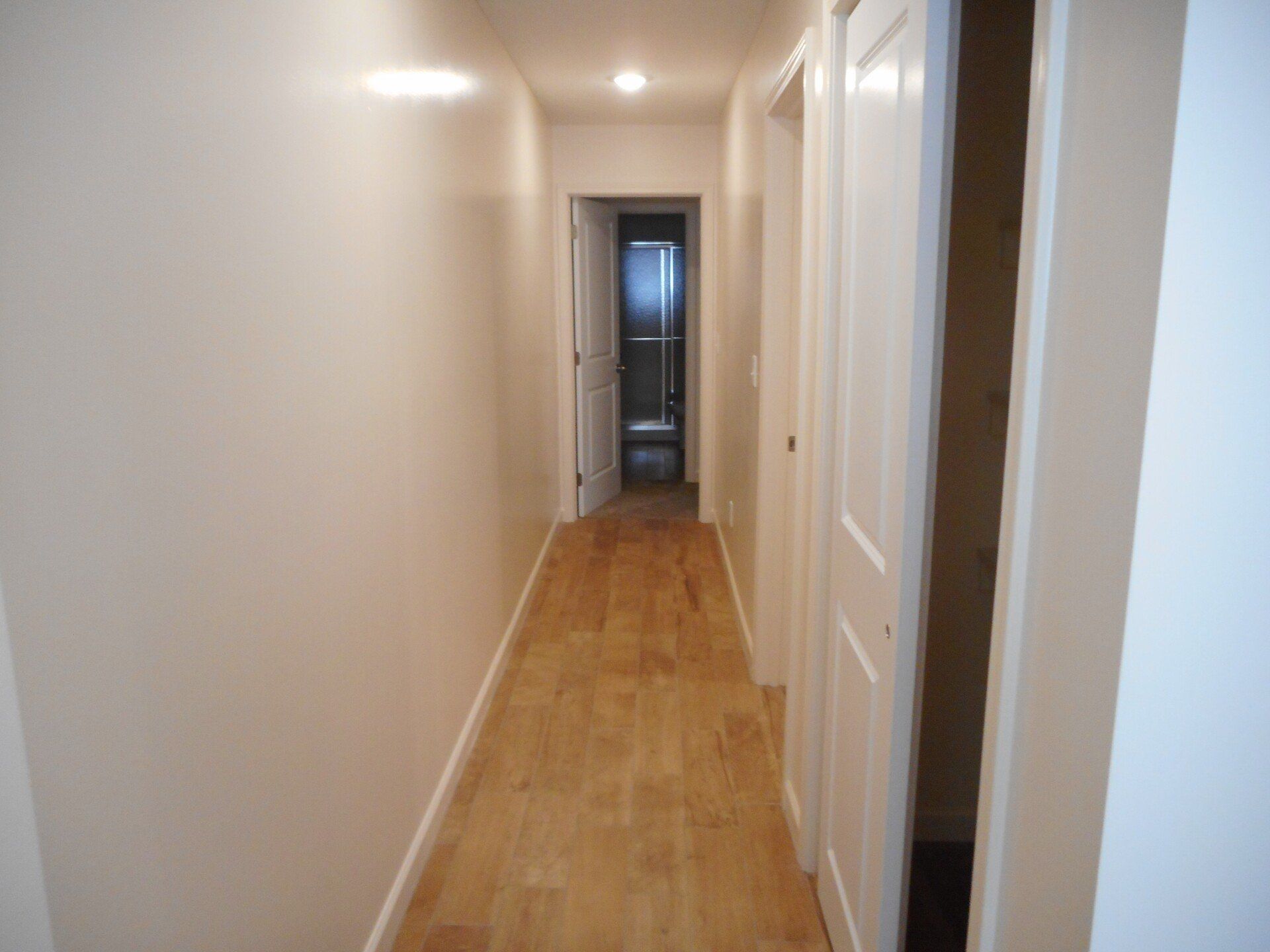 186 E. 16th Ave. - Hallway