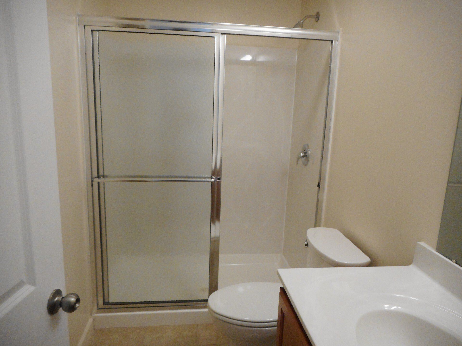 186 E. 16th Ave.- Bathroom 01