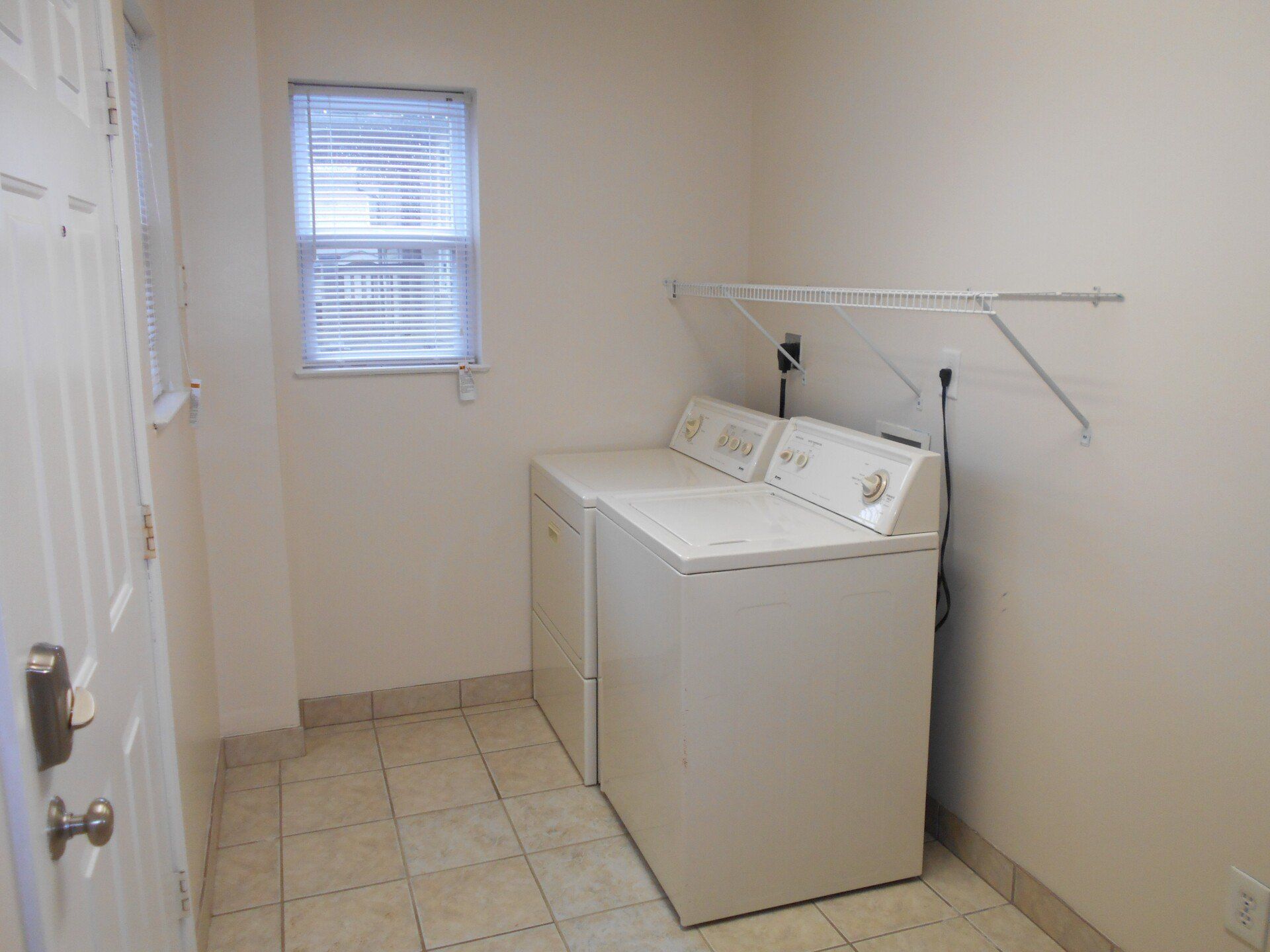 49 W. Tompkins Ave.  - Laundry