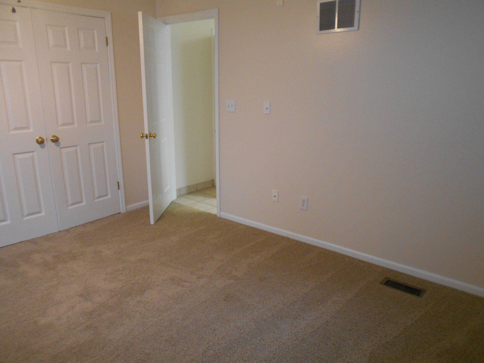 49 W. Tompkins Ave.  - Bedroom 01