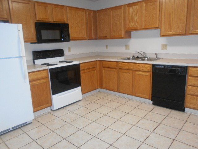 50 Chittenden Ave. - Kitchen