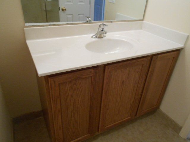 120 W. Maynard - Bathroom 02