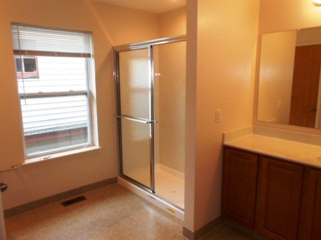 120 Frambes Ave interior