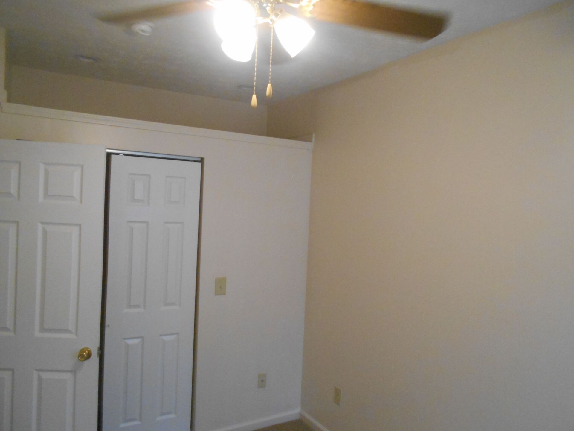 1522 Worthington bedroom 4