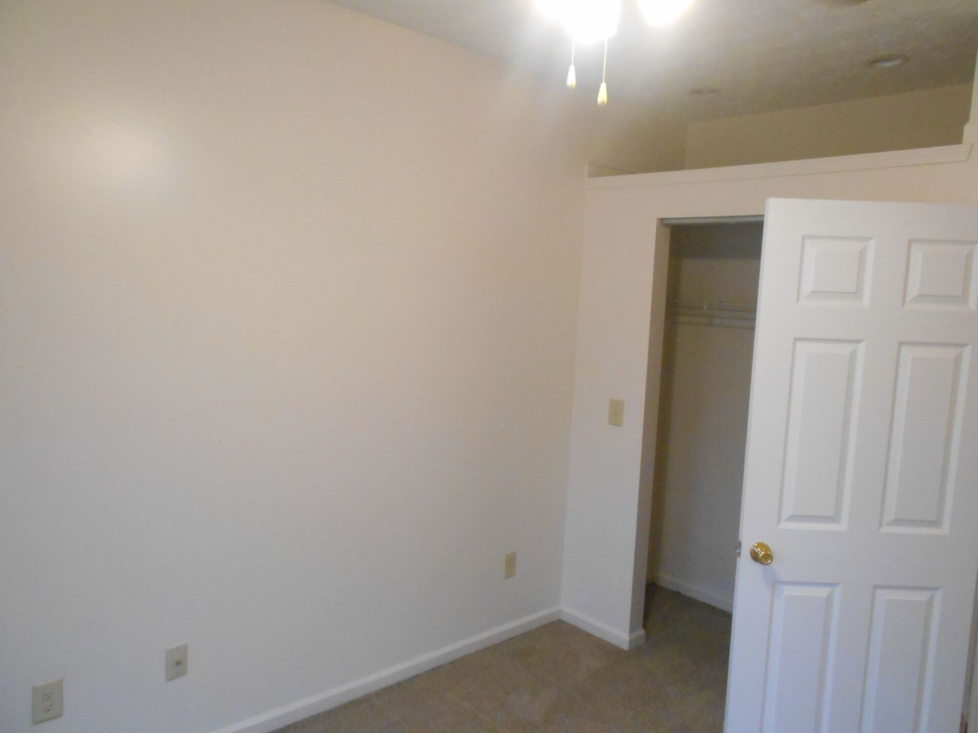 1522 Worthington bedroom 5