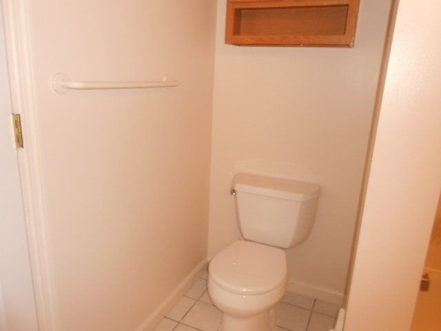 121 E. 15th Ave Apt. I interior 9