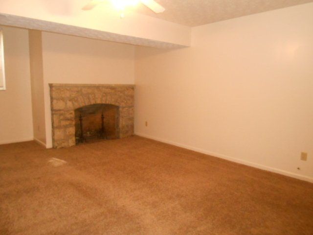 121 E. 15th Ave Apt. I interior 4