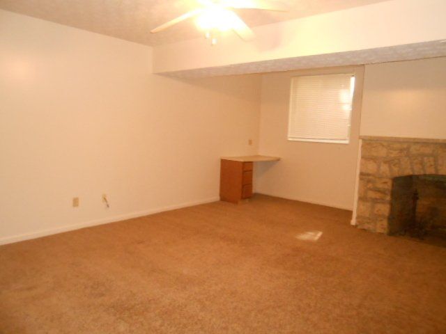 121 E. 15th Ave Apt. I interior 3
