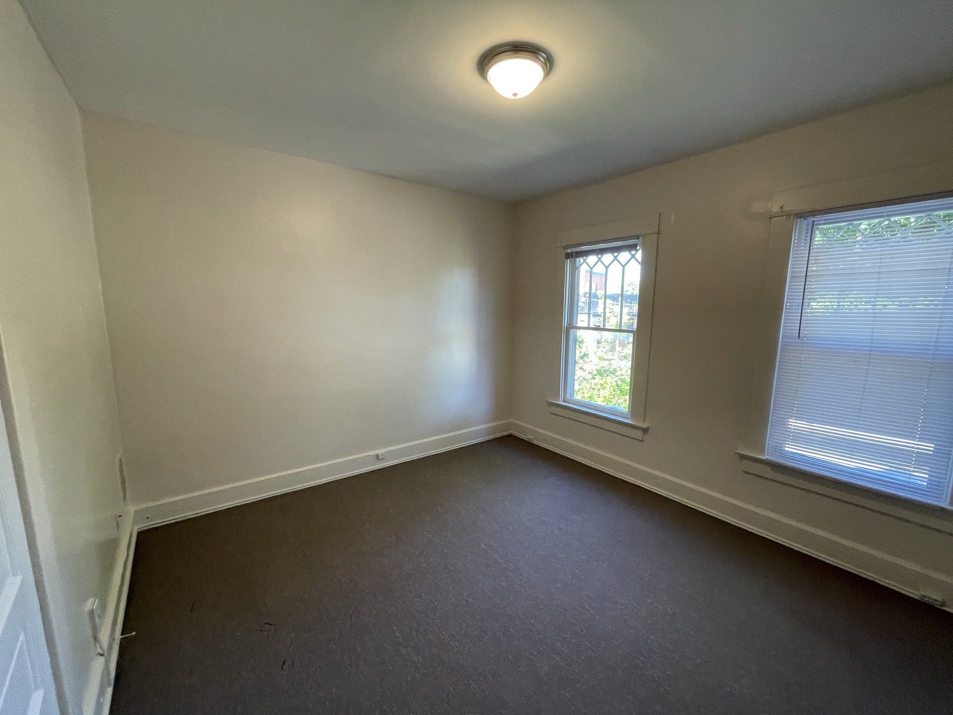 2304 1/2 -2306 1/2 N. High St.- Bedroom 01