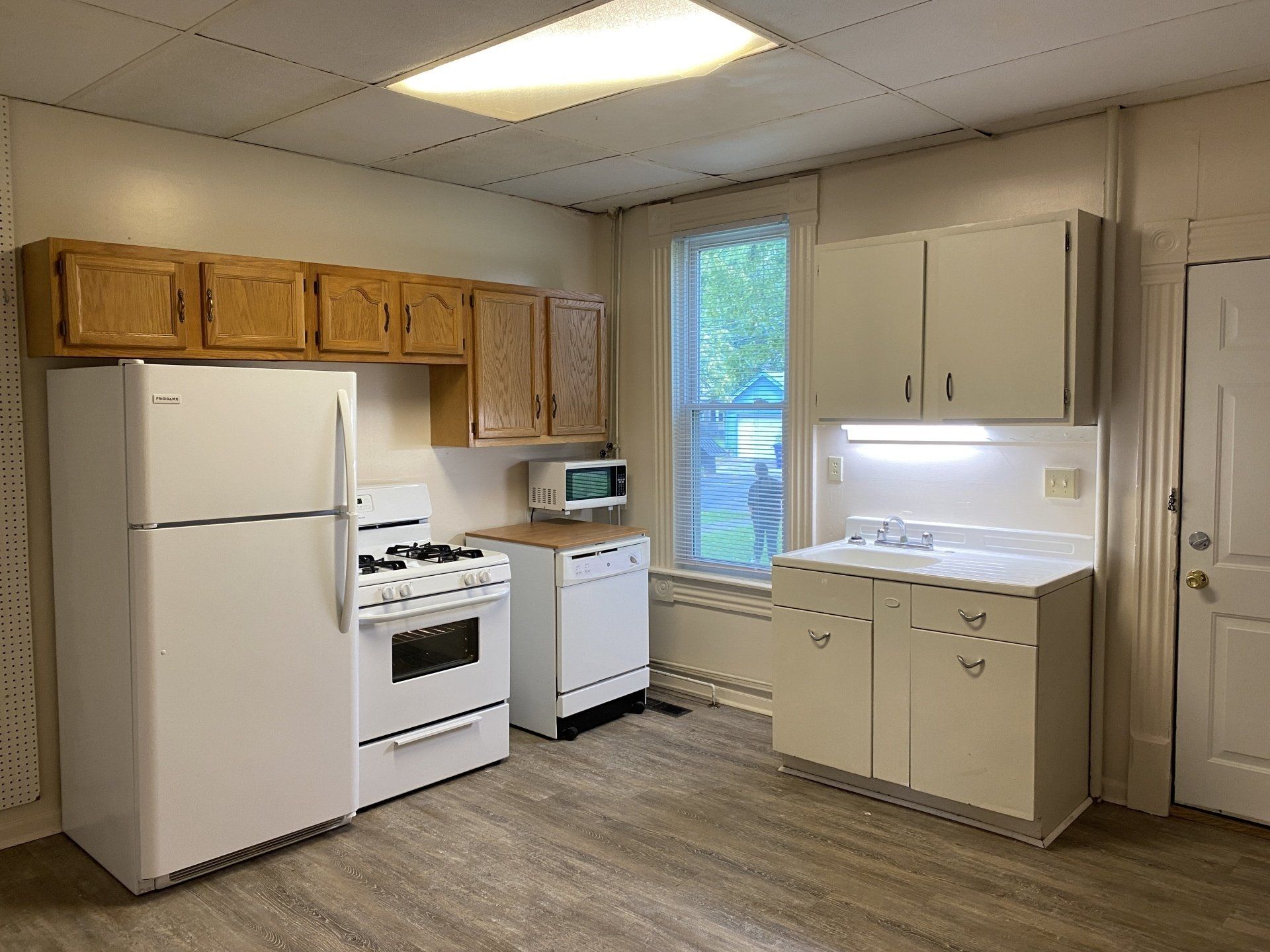 38 W. Northwood Ave. kitchen 4