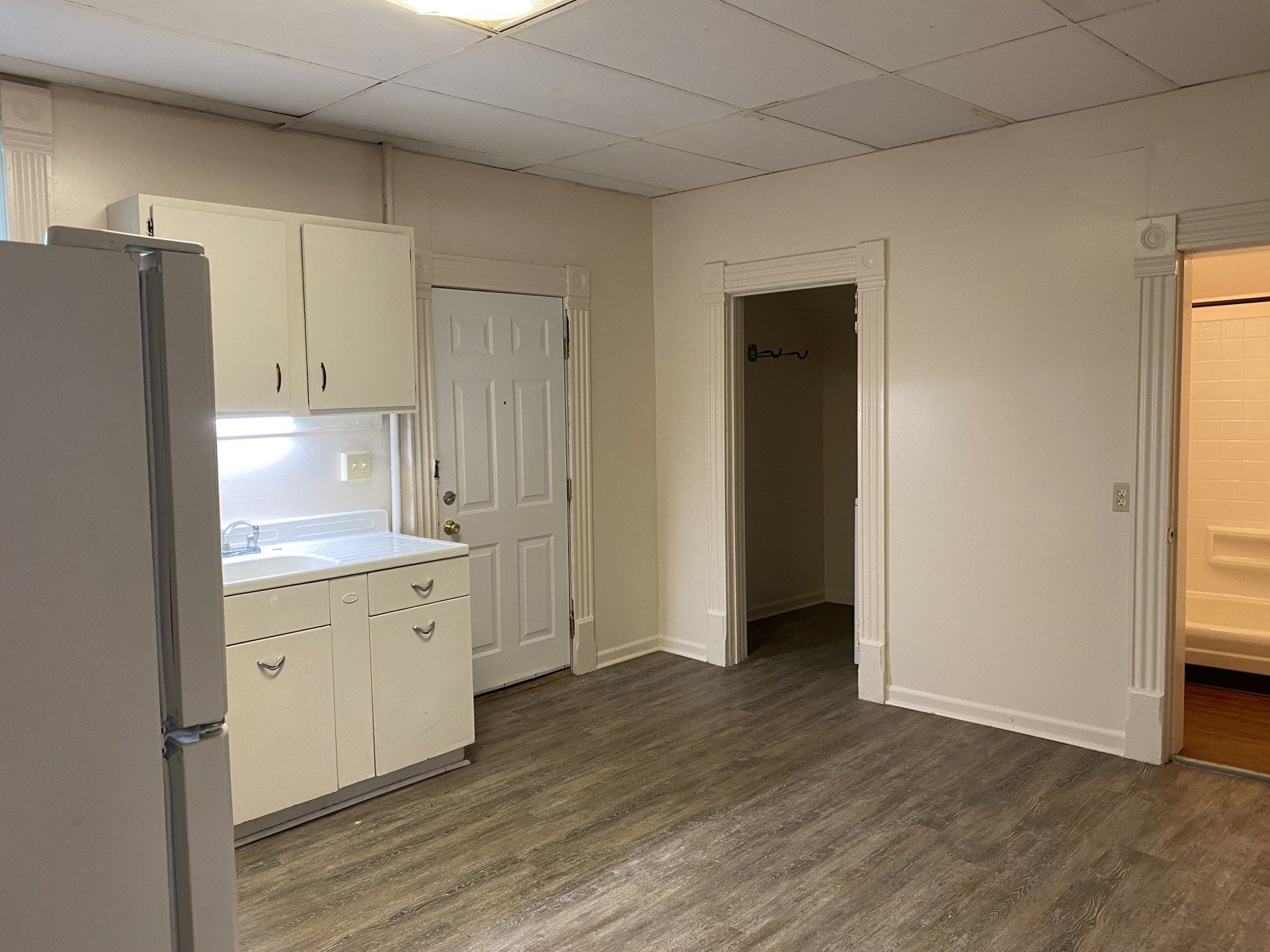 38 W. Northwood Ave. kitchen 3