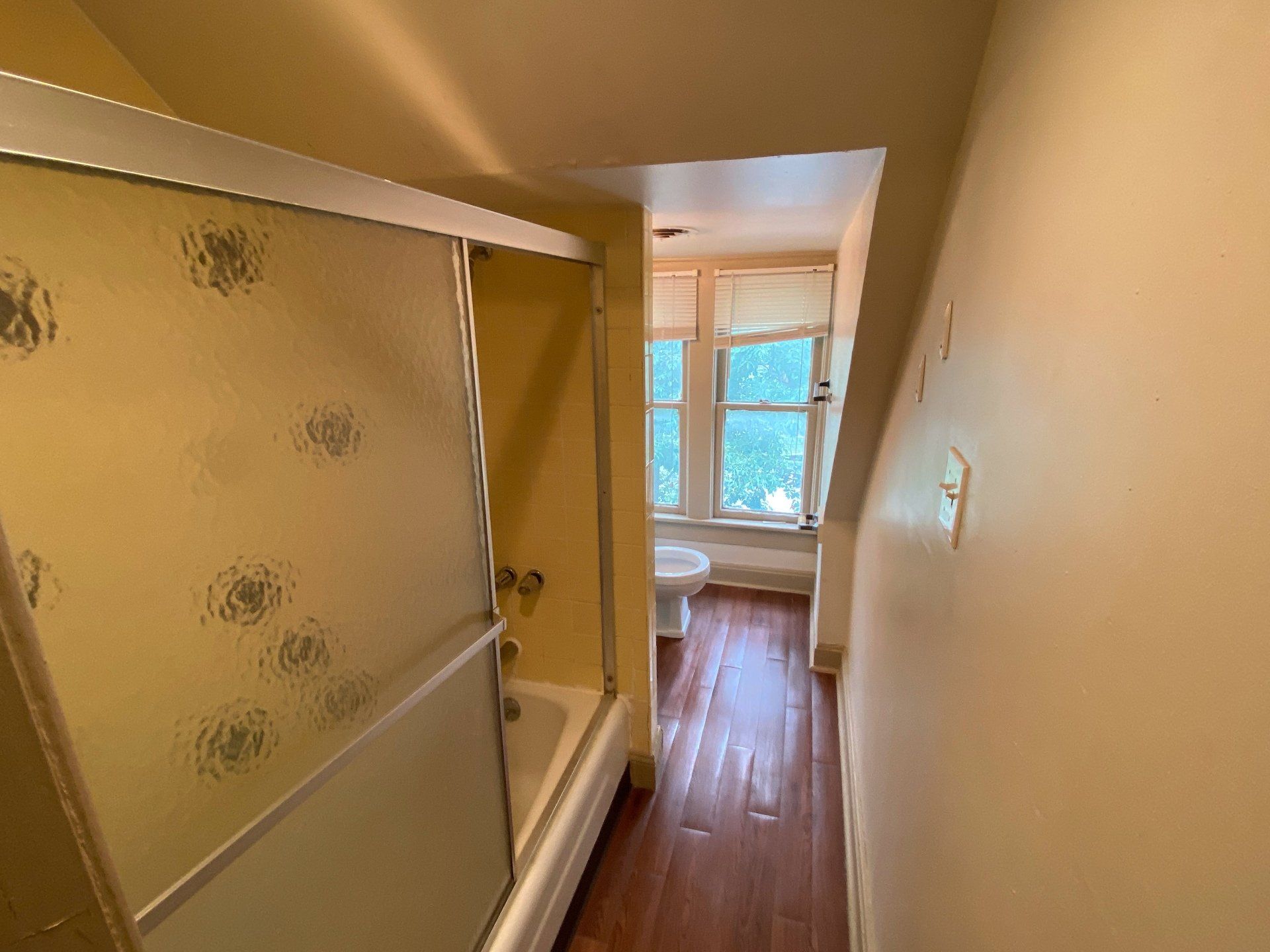 2268 N. High St. Apt. 5 - Bathroom