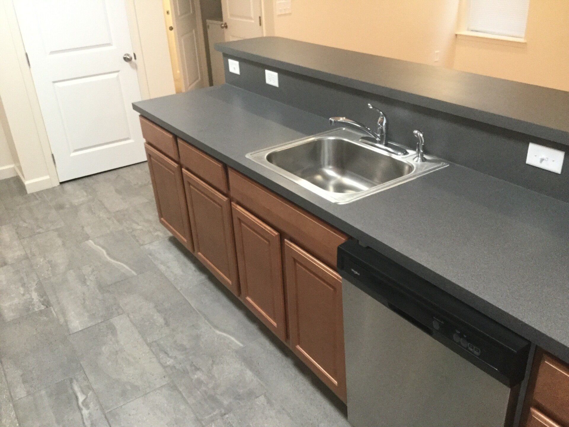 97 E. 11th Ave.- Kitchen 02