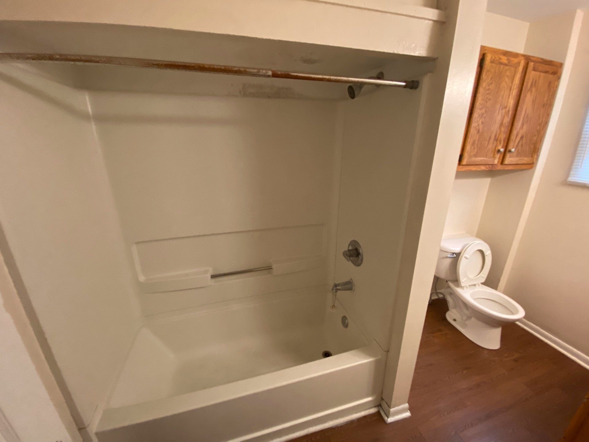 43 W. Oakland Ave full bath