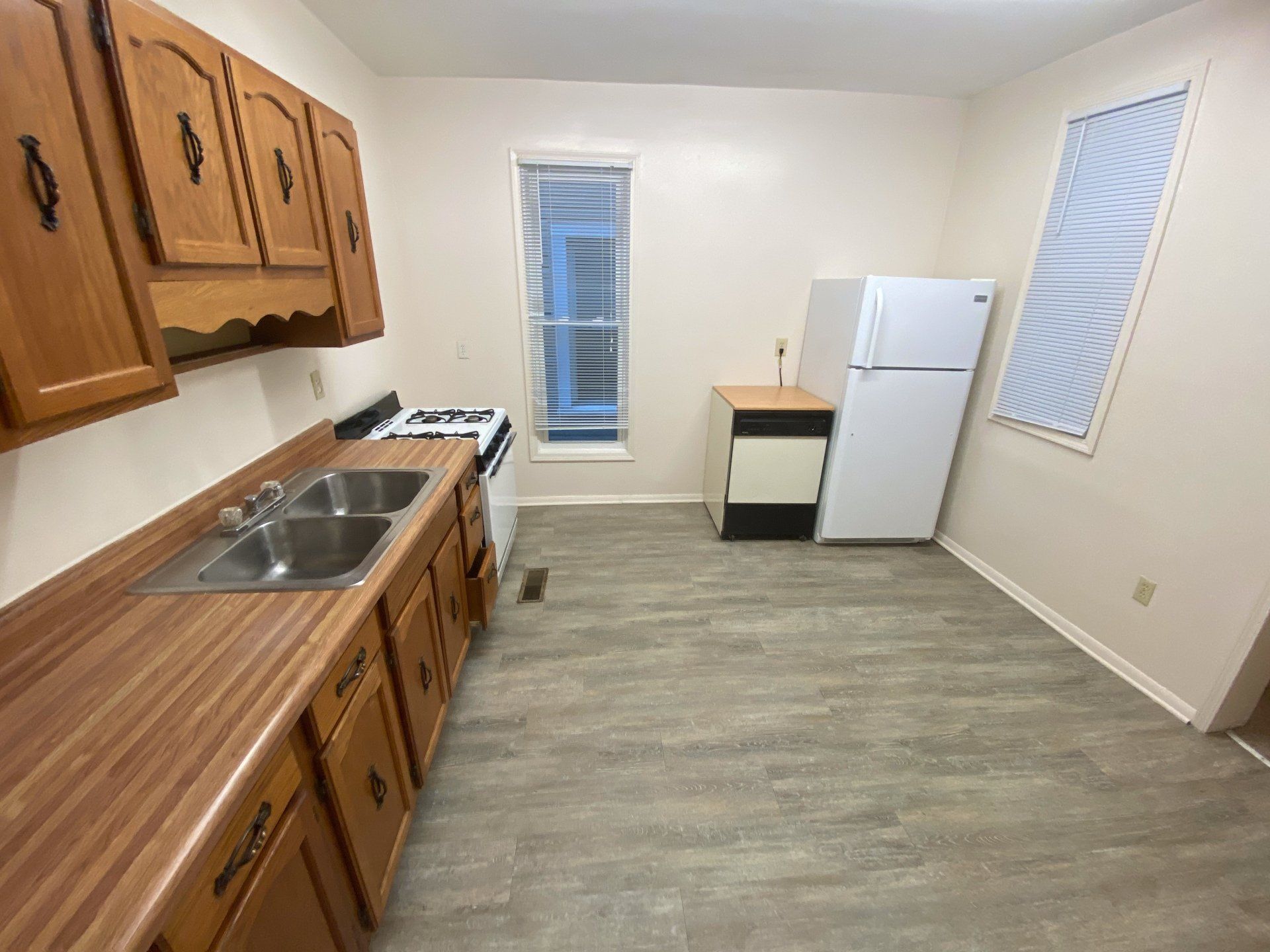 44 W. Northwood Ave - Kitchen