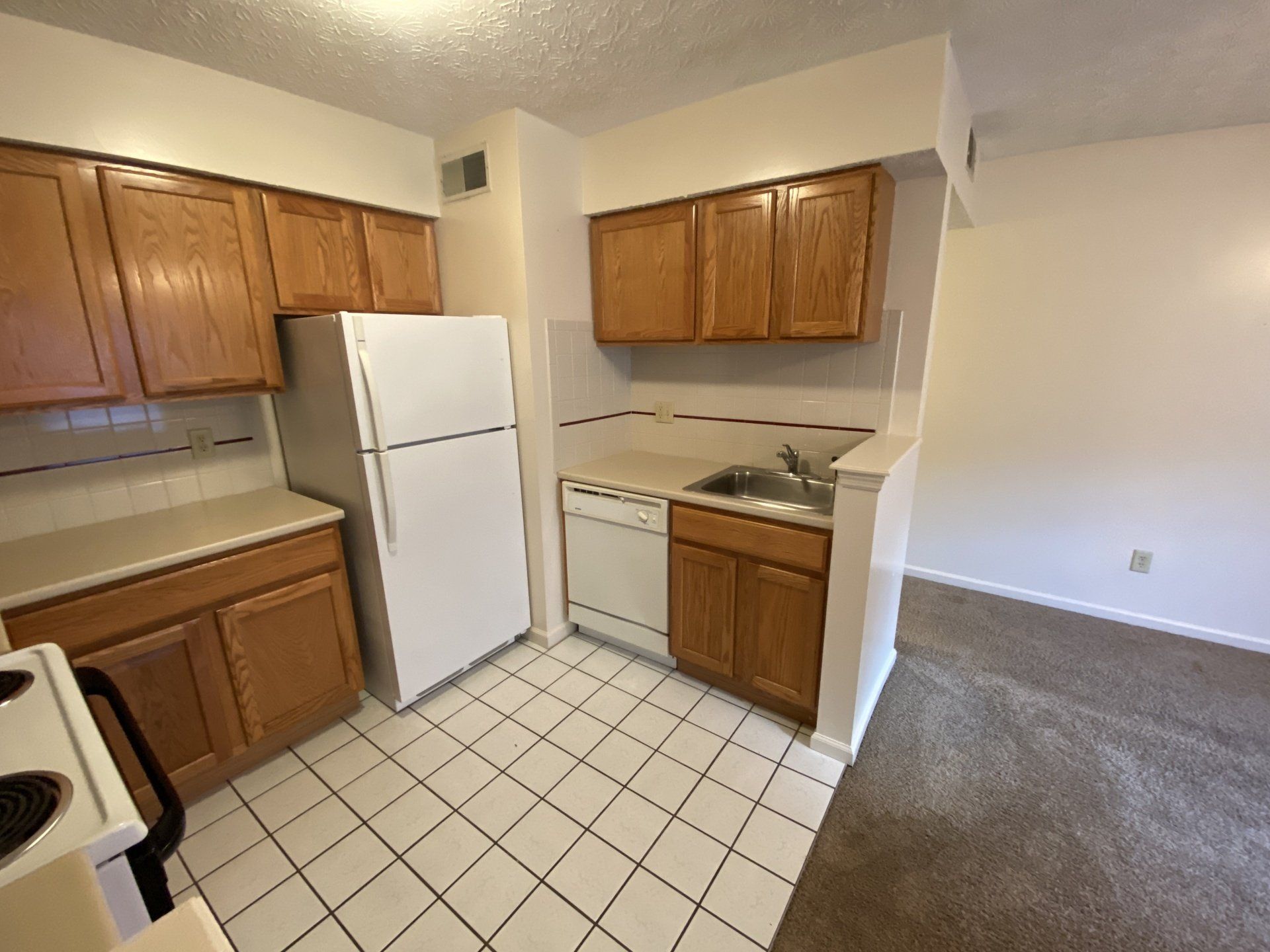 121 E. 15th Ave Apt. C interior 10