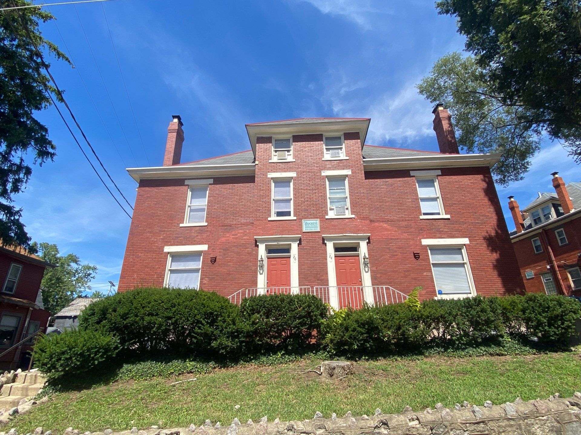 24-26 W. Oakland Ave exterior