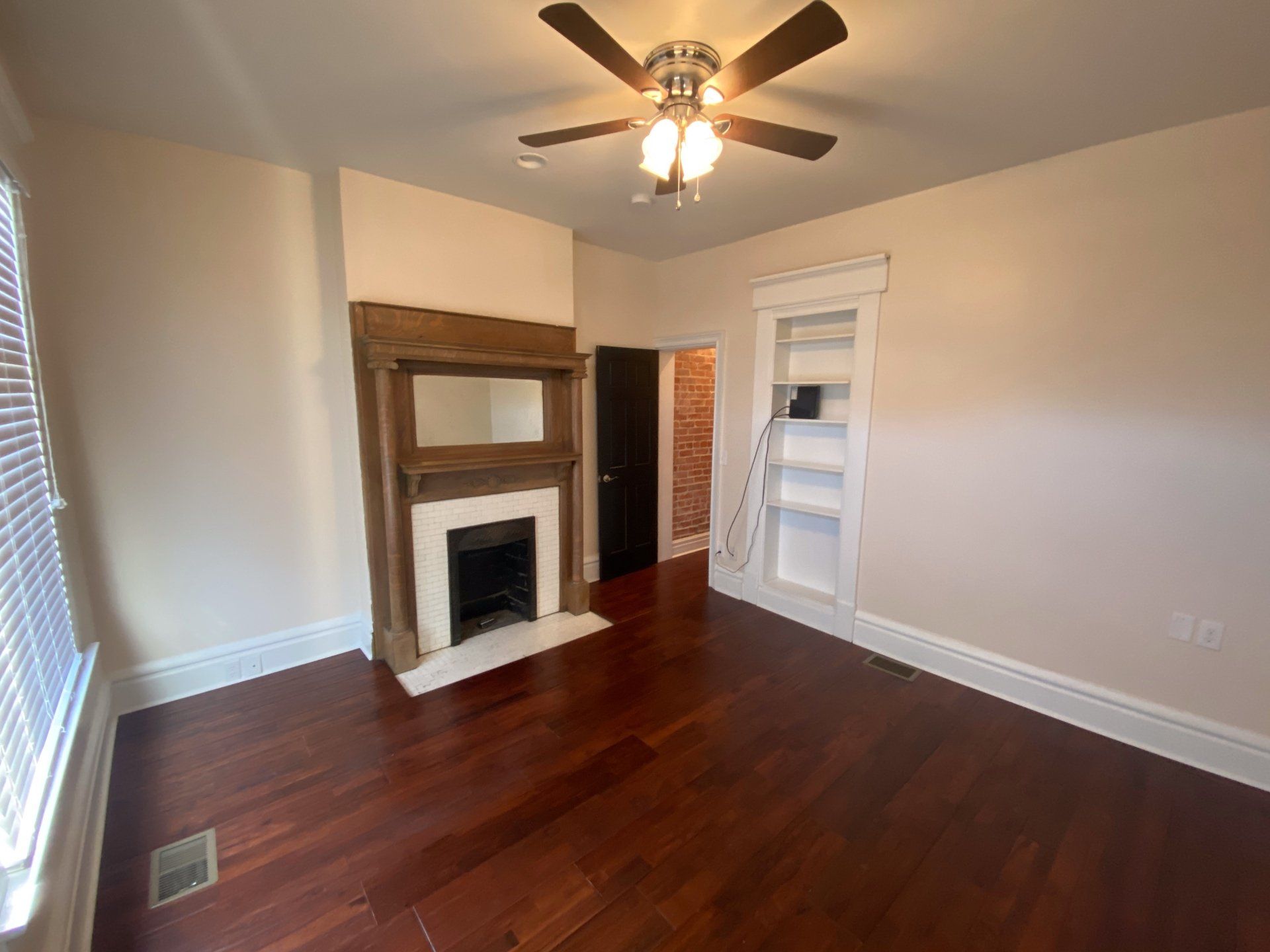 2309 N. High St interior 18