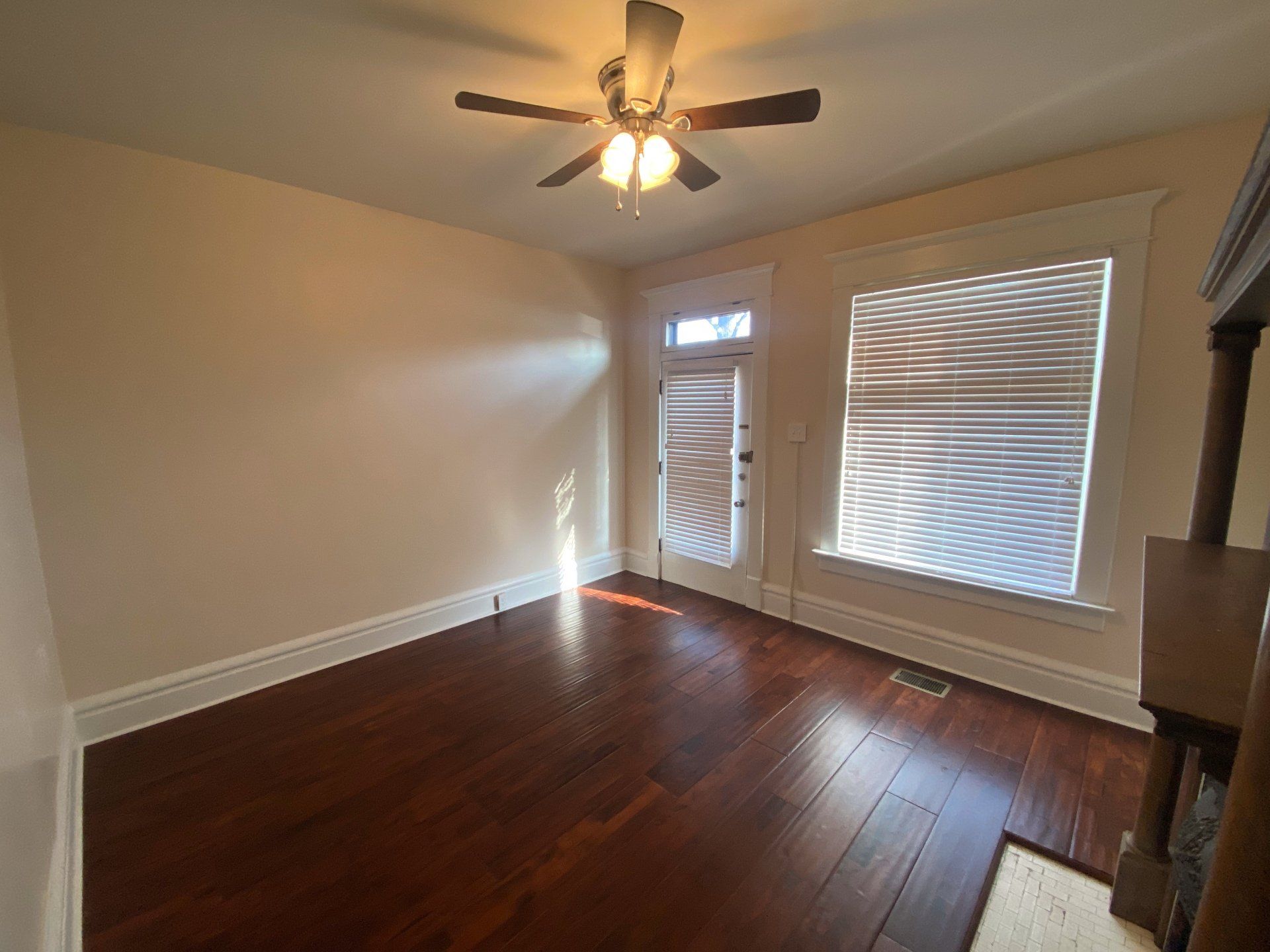 2309 N. High St interior 15