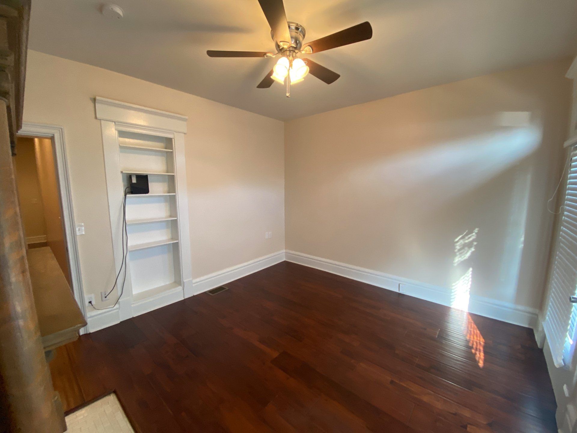 2309 N. High St interior 16