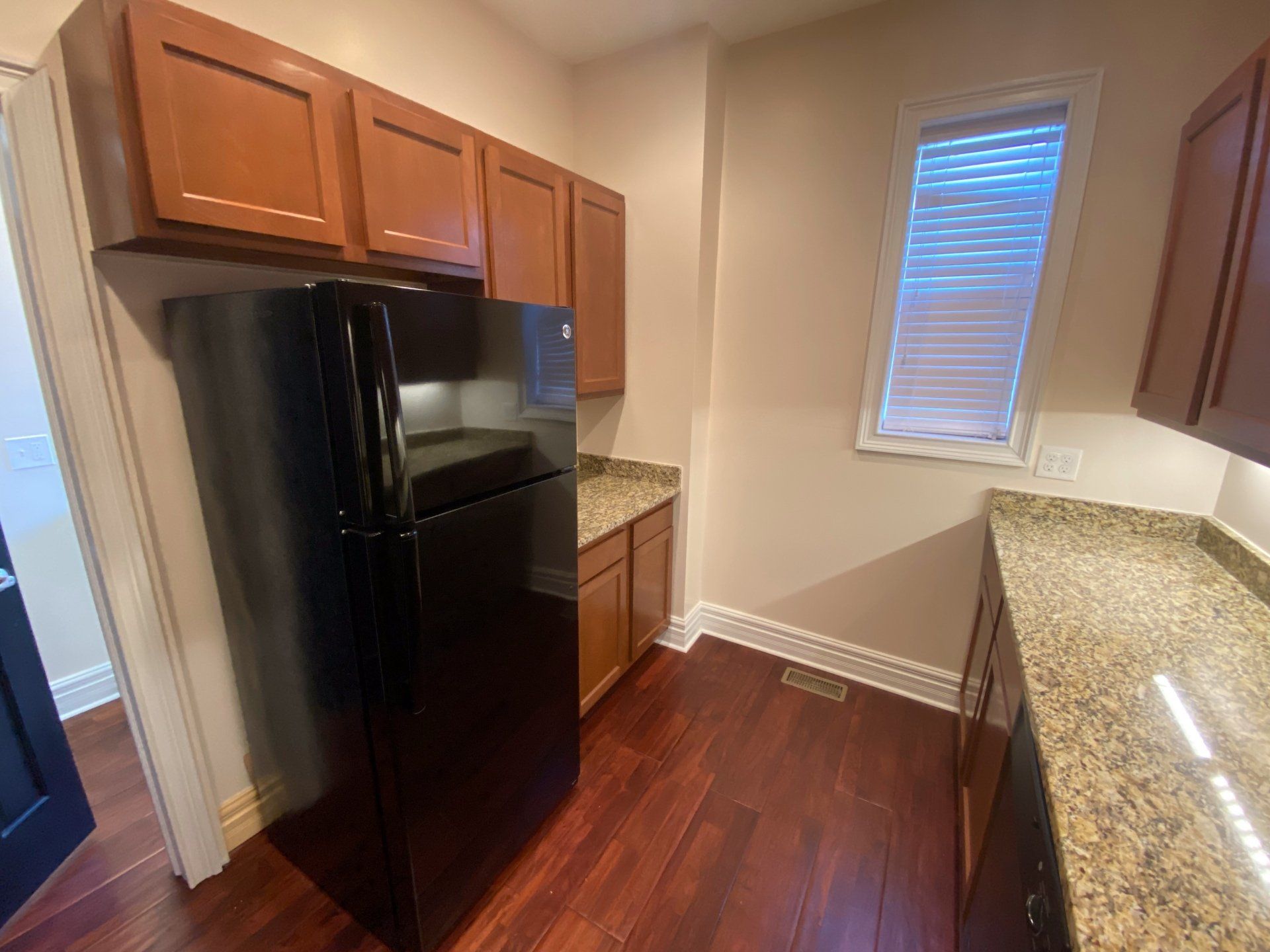 2309 N. High St interior 9