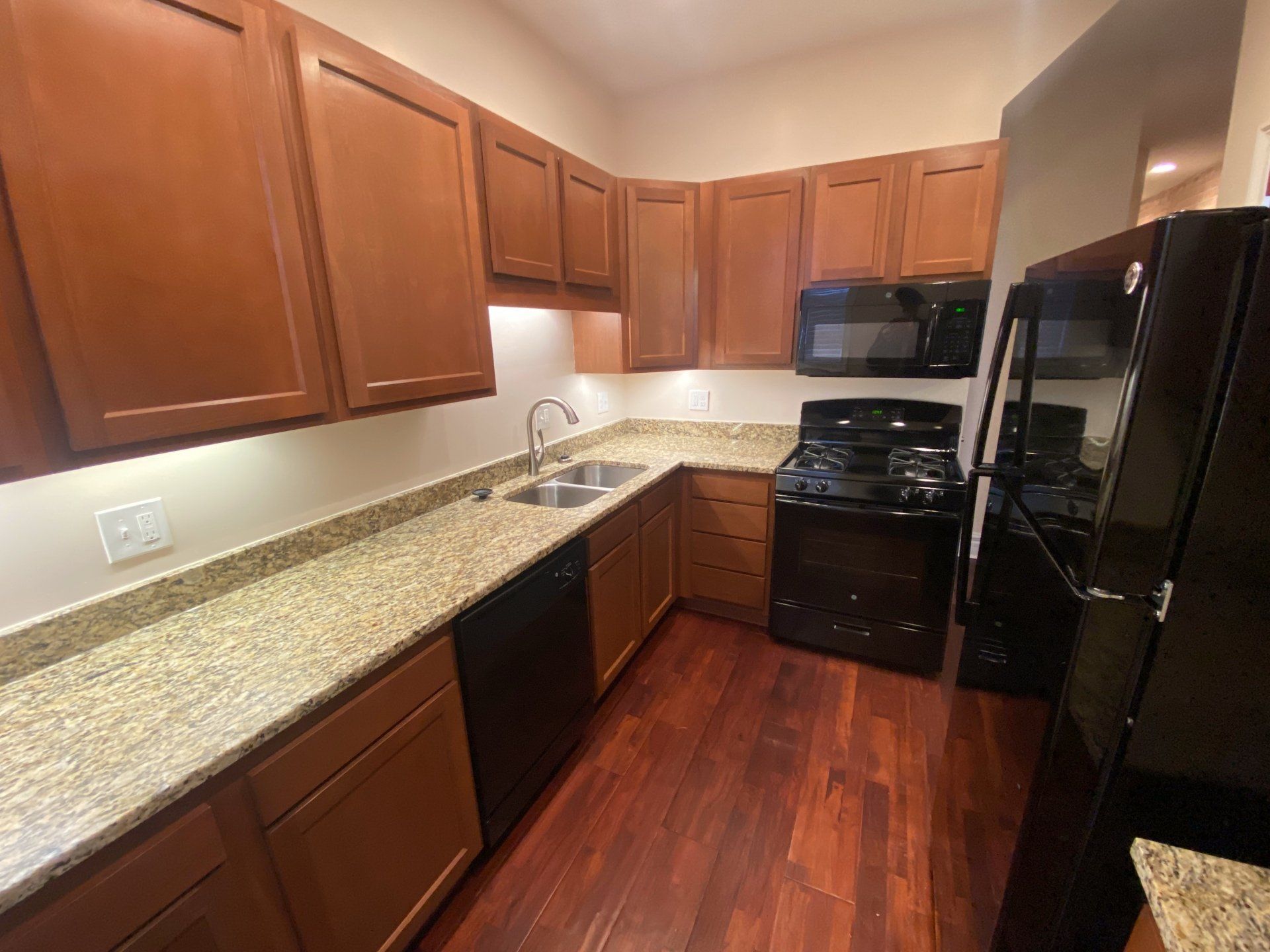 2309 N. High St interior 6