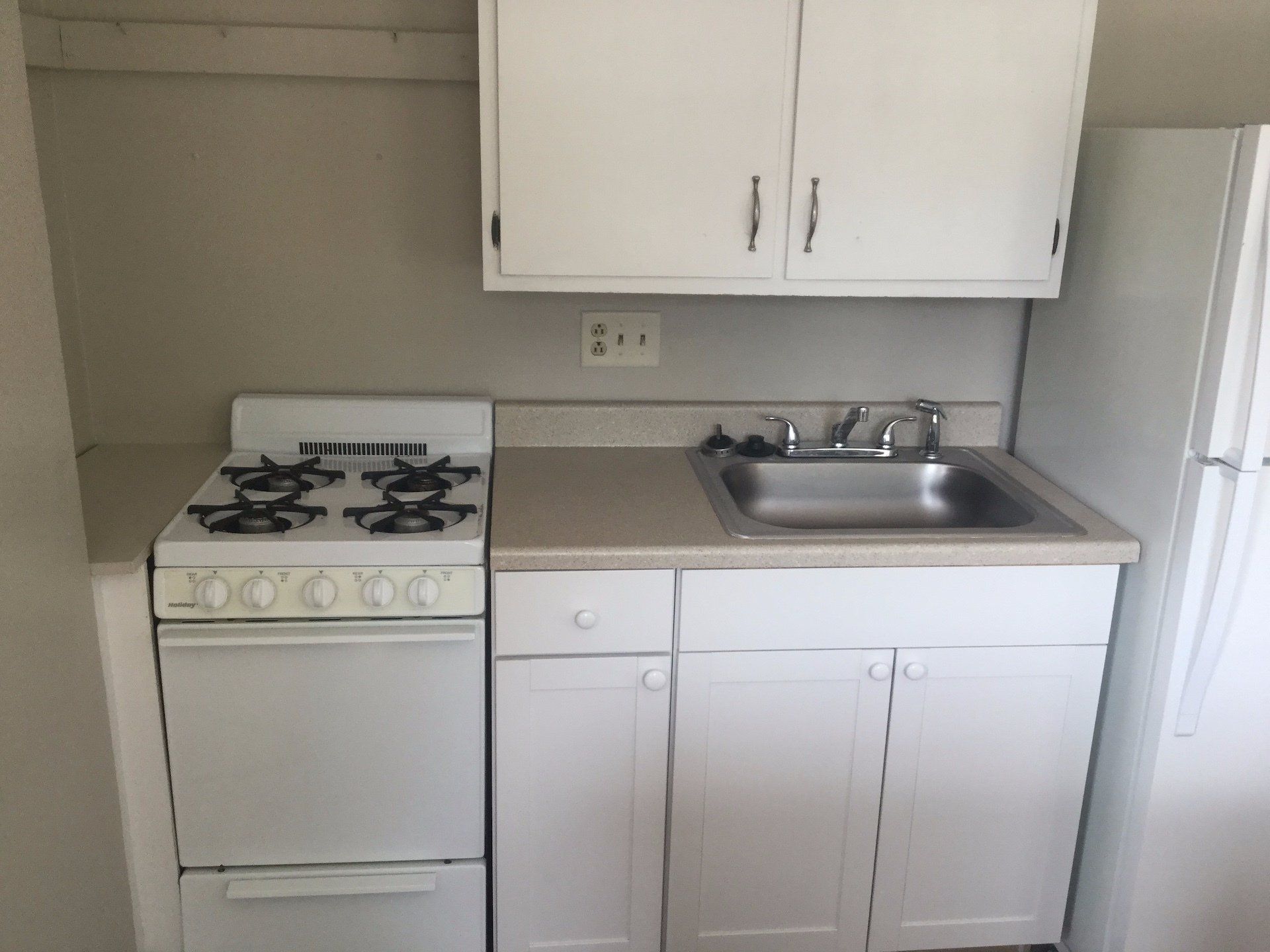 2303 N. High St. - Kitchen