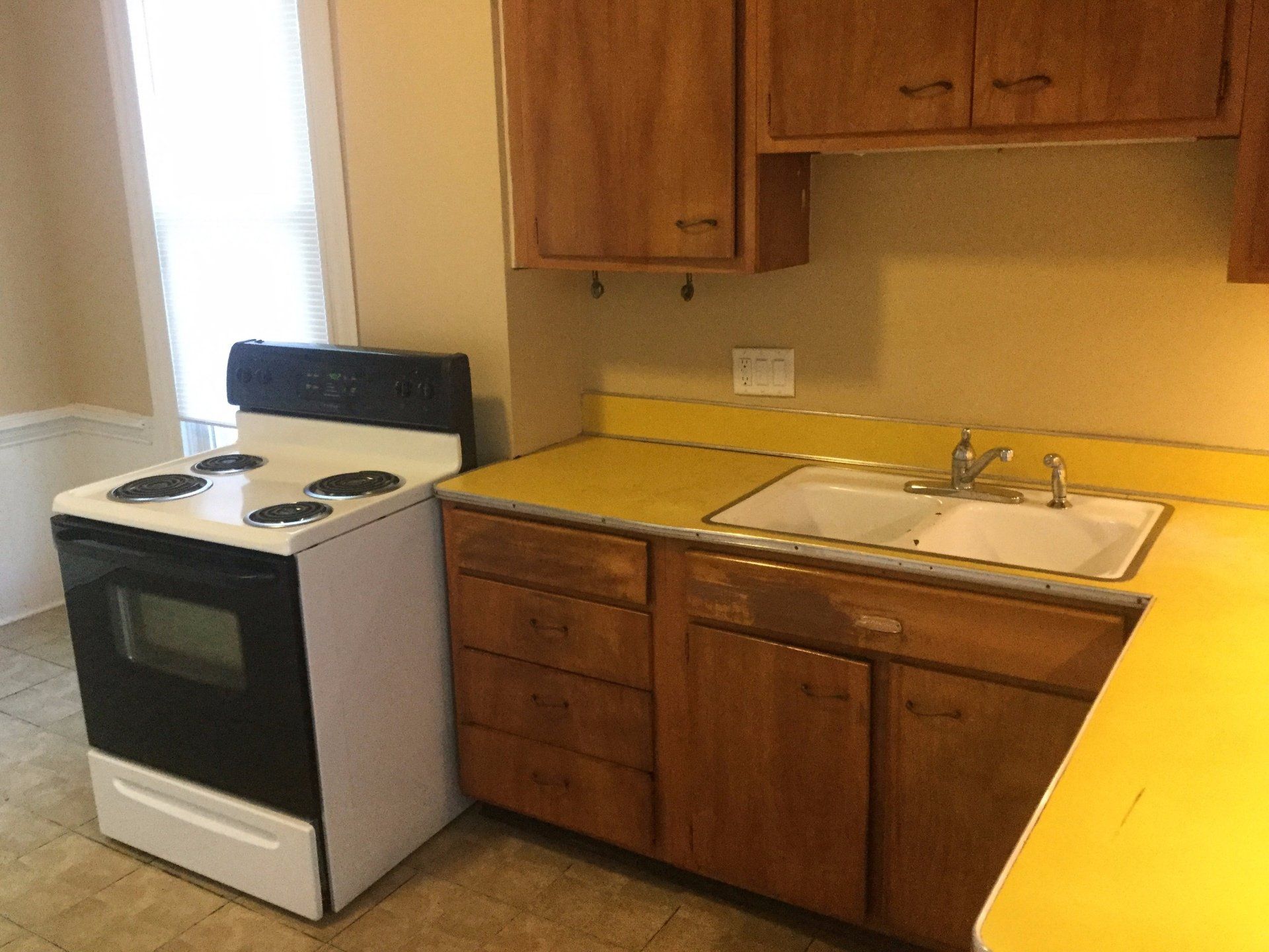 61 W. Northwood Ave. -  Kitchen 02