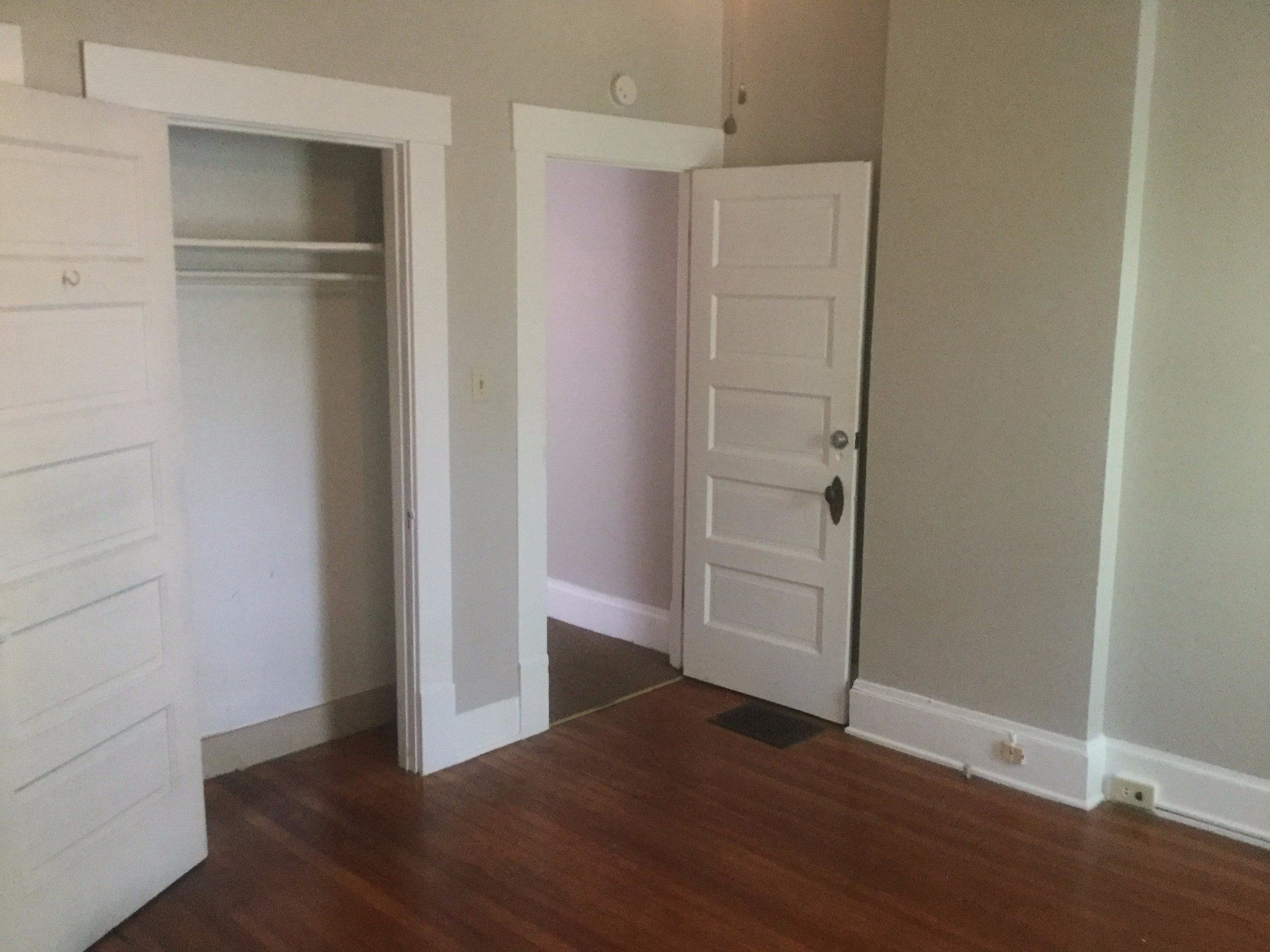 2307 1/2 -2309 1/2 N. High St. - Bedroom 02