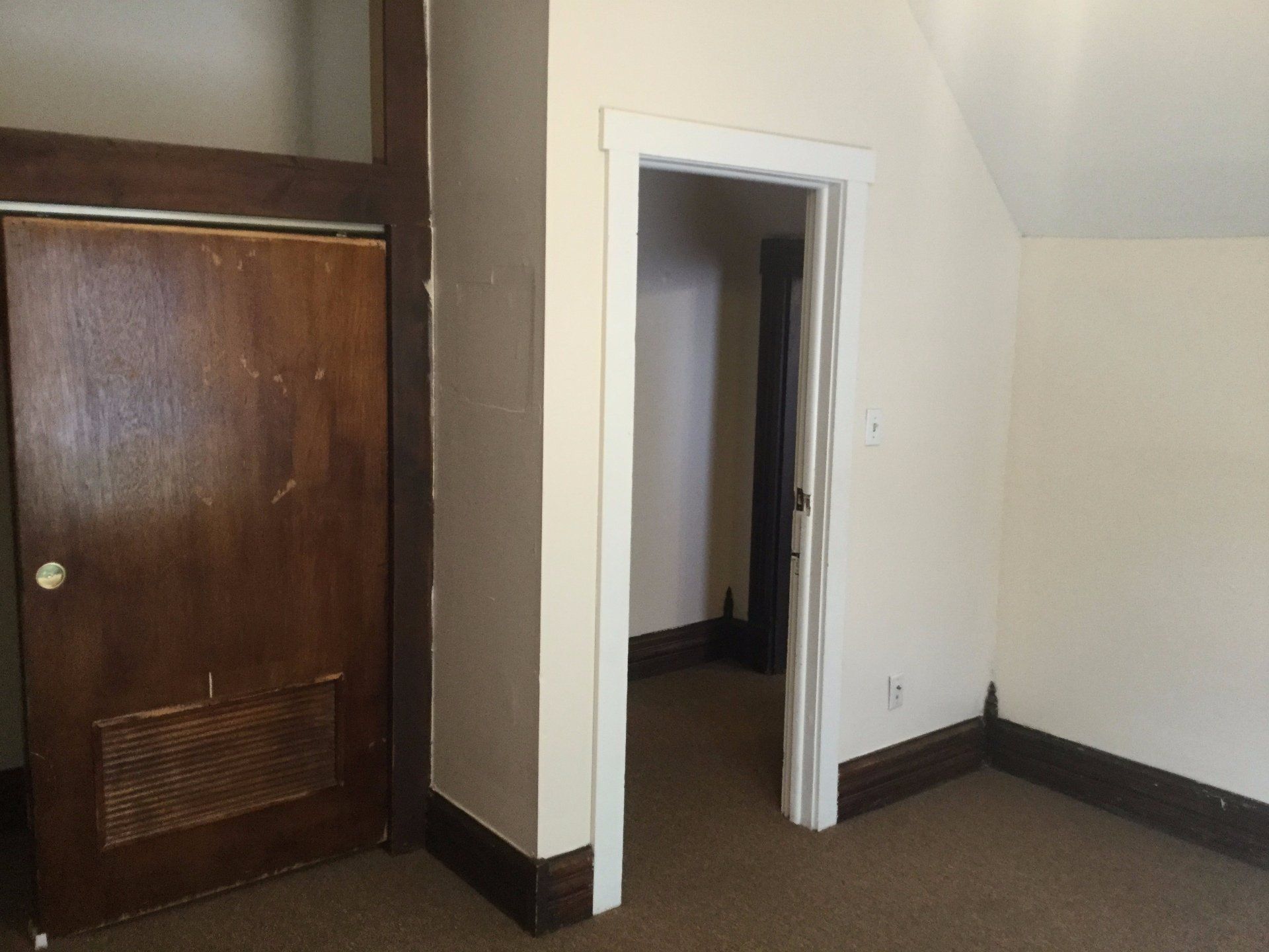 46 W. Northwood Ave interior